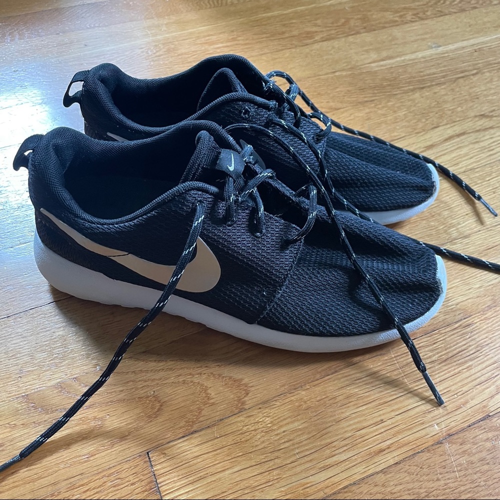 Nike Roshe Runs